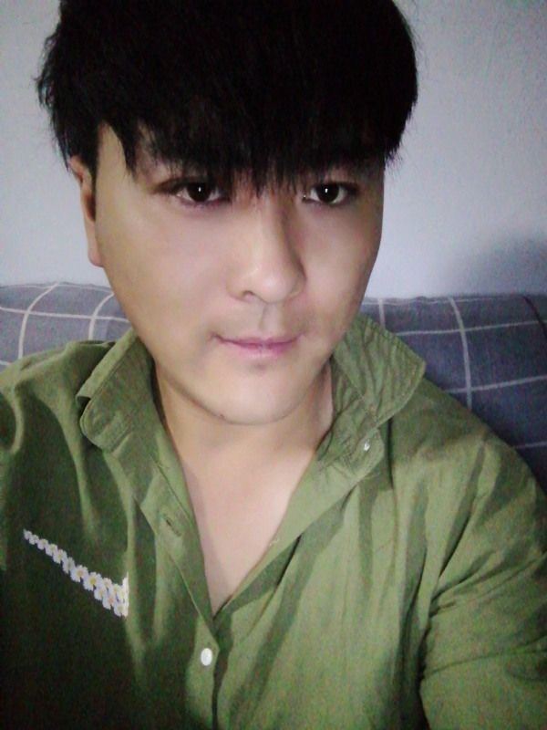舍不得的第一张照片--围场上门女婿服务网